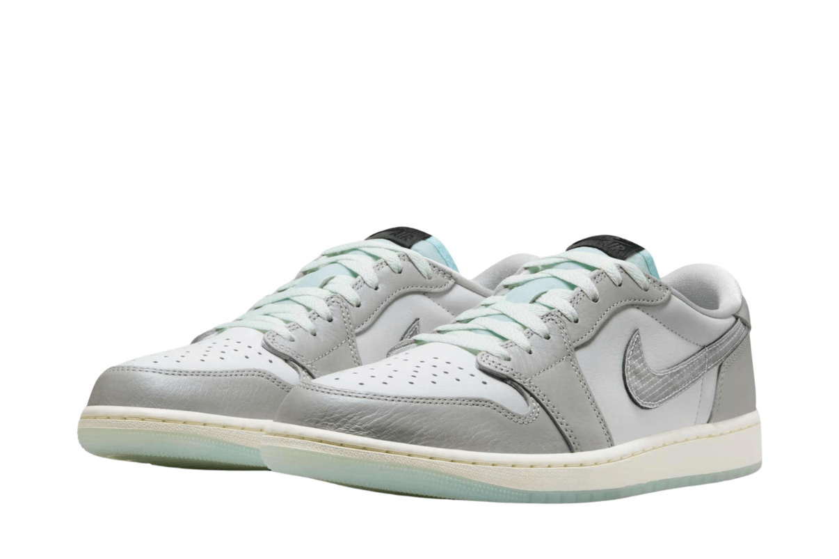 Tênis Air Jordan 1 Low "Lunar New Year" Photon Dust Cinza