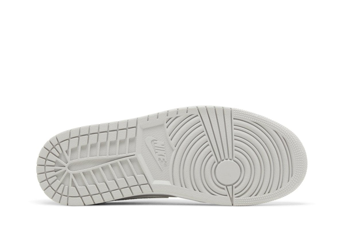 Tênis Air Jordan 1 Low Og Metallic Silver Cinza