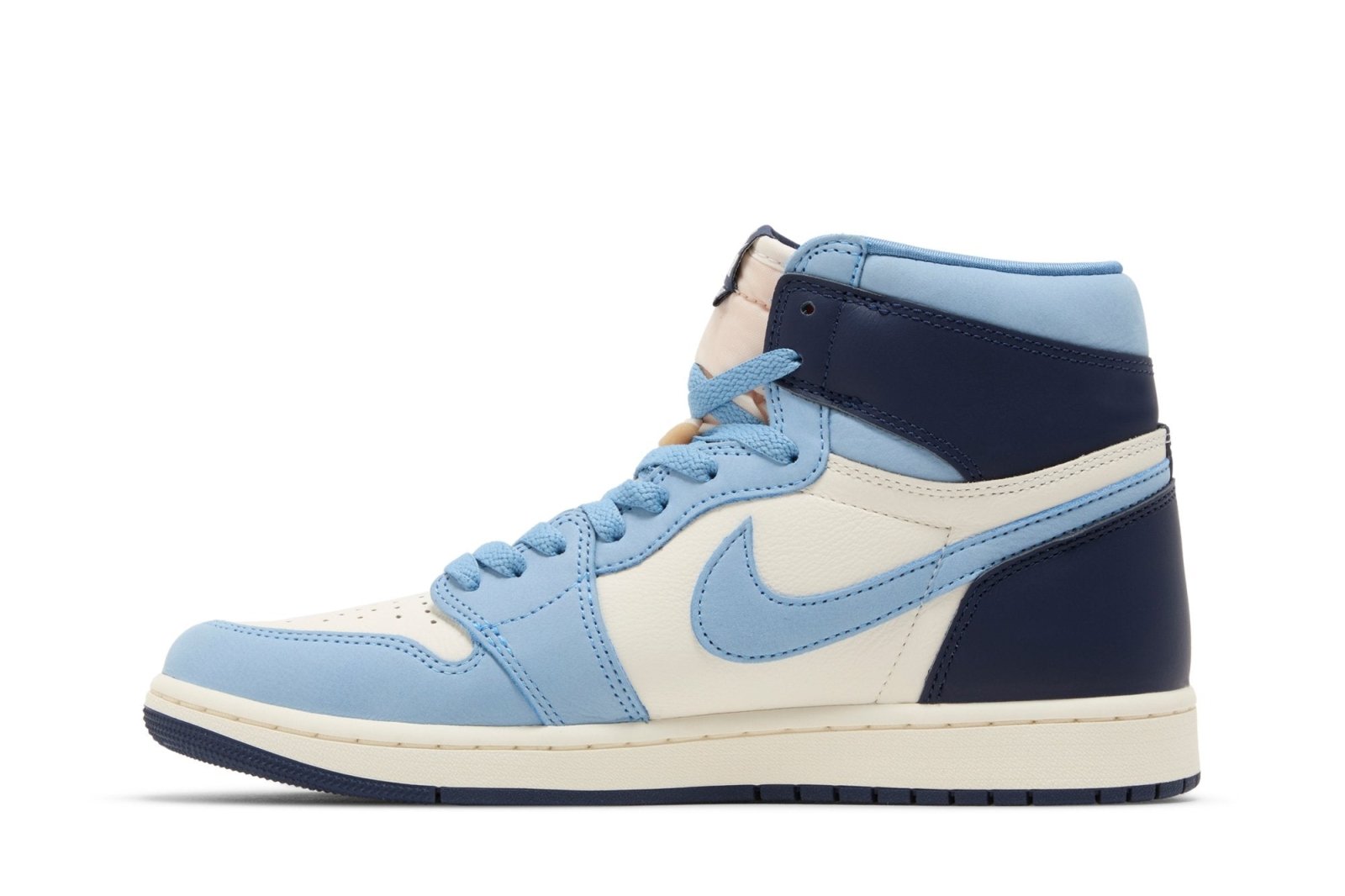 Tênis Air Jordan 1 Retro High Og First in Flight Azul