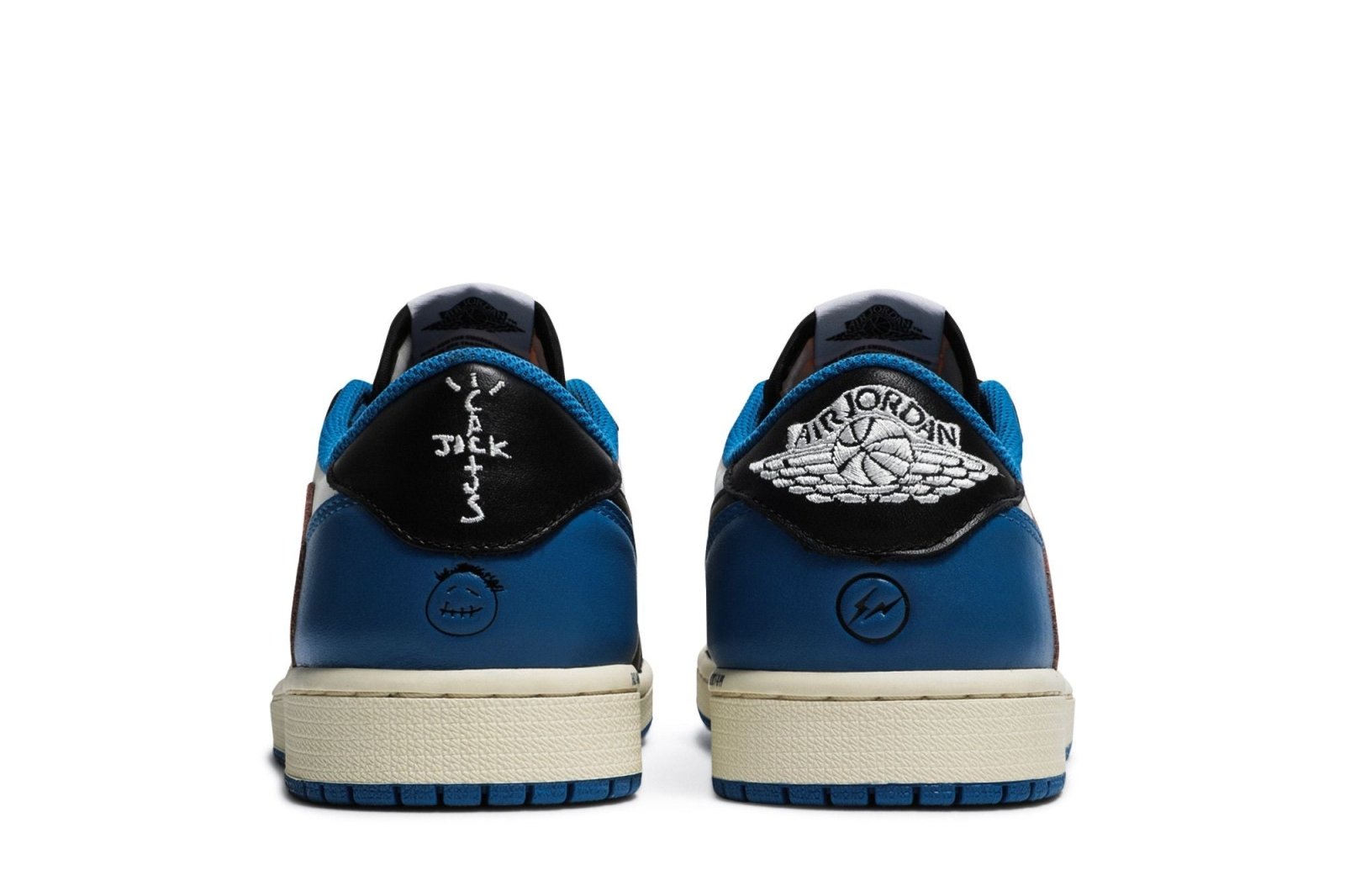 Tênis Nike Air Jordan 1 Low x Travis Scott x Fragment
