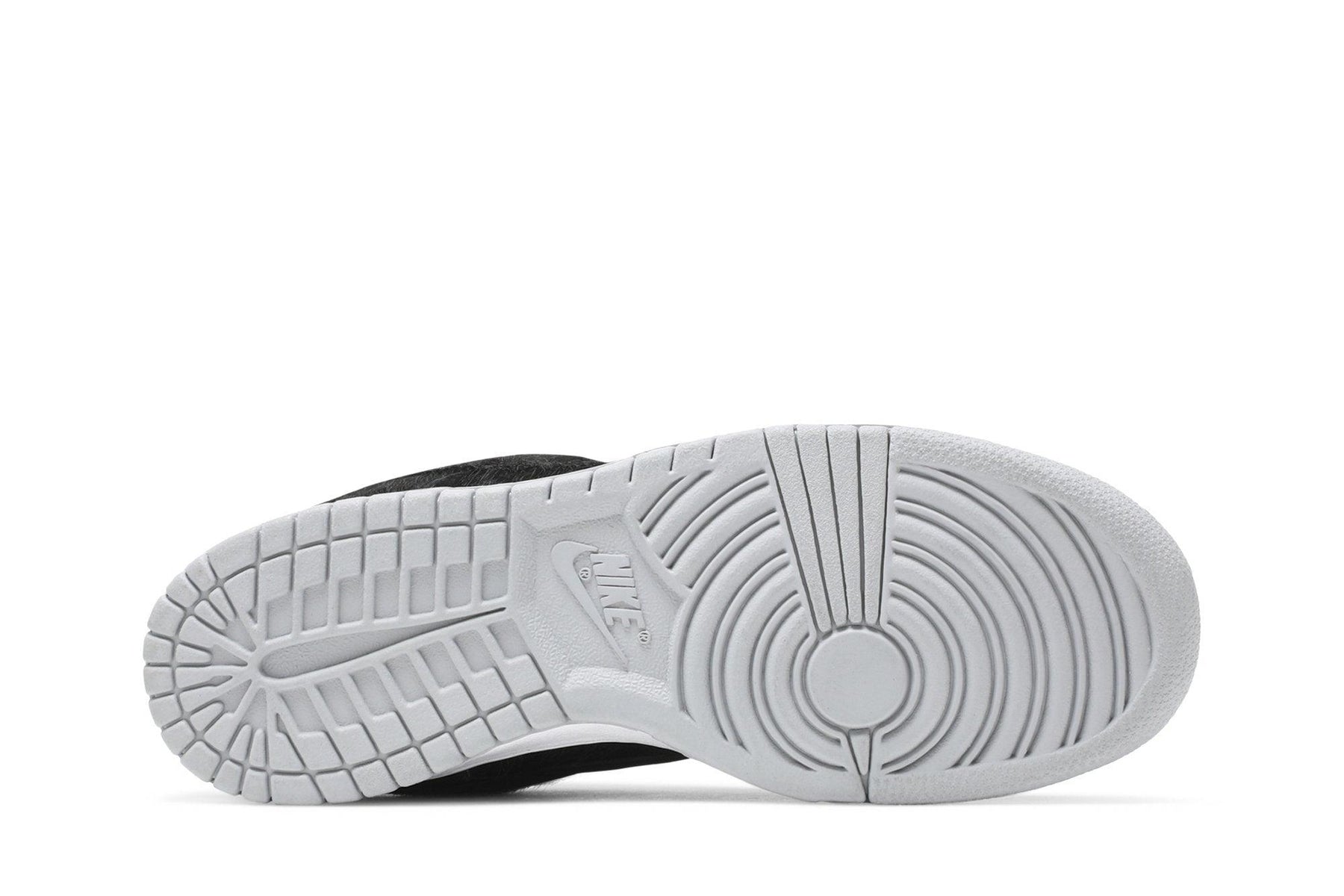 Tênis Medicom Toy x Nike SB Dunk Be@rbrick Preto