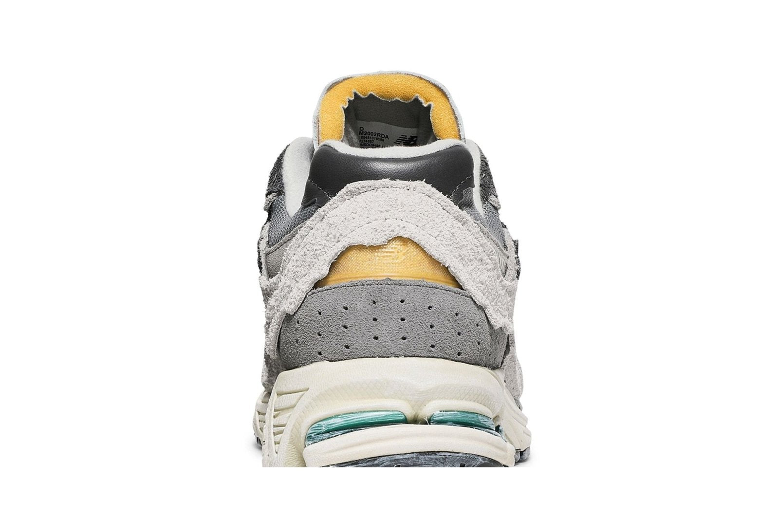Tênis New Balance 2002R Protection Pack Rain Cloud Suede Mesh Cinza