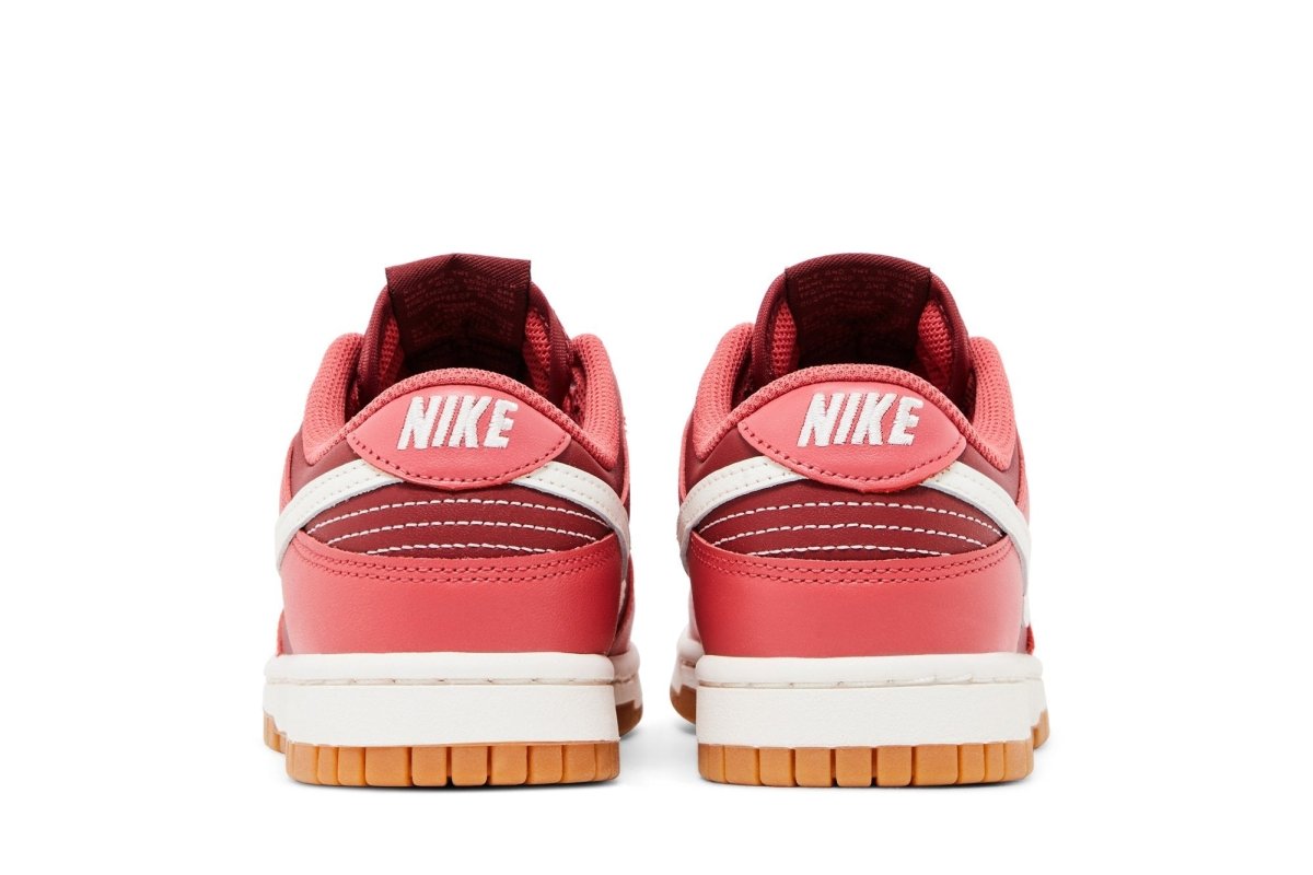Tênis Nike Dunk Low Desert Berry Rosa