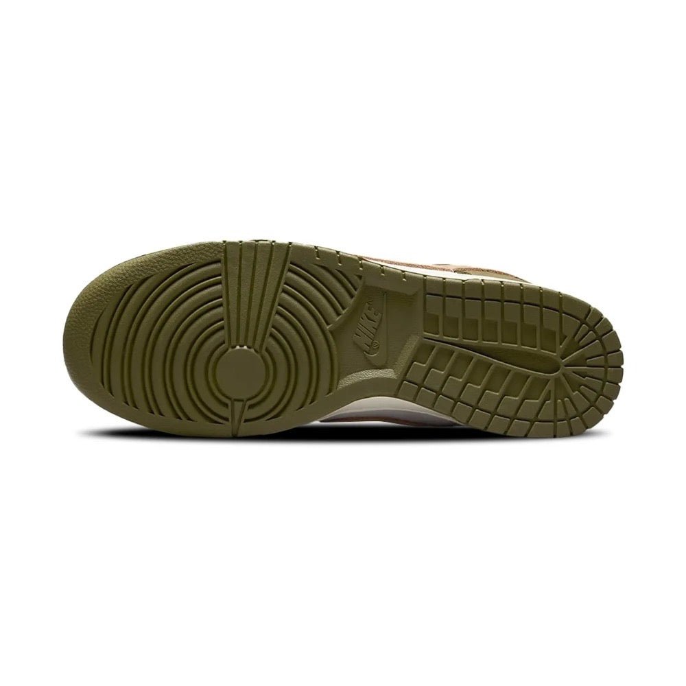 Tênis Nike Dunk Low Medium Olive Hemp Verde