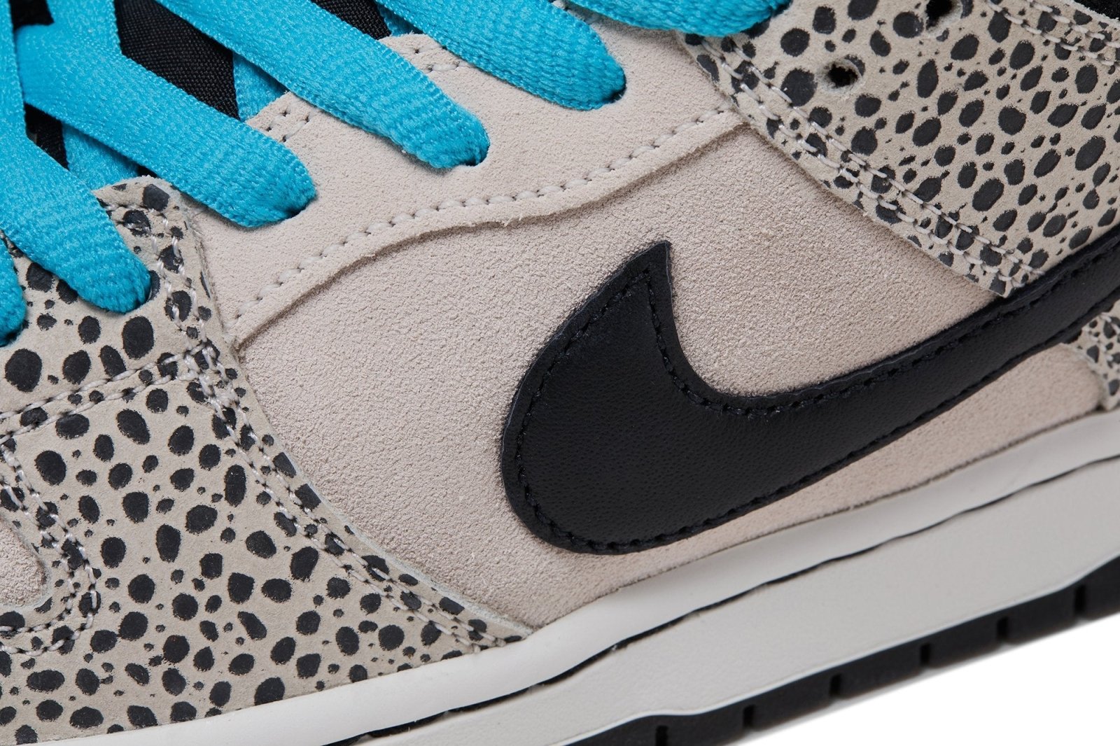 Tênis Nike SB Dunk Low Safari Olympics Bege