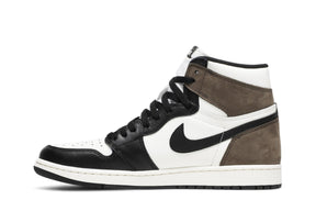 Tênis Air Jordan 1 High Dark Mocha Marrom