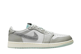 Tênis Air Jordan 1 Low "Lunar New Year" Photon Dust Cinza