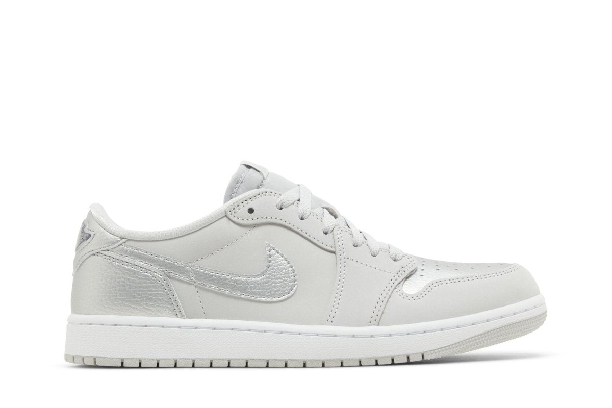 Tênis Air Jordan 1 Low Og Metallic Silver Cinza