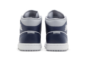 Tênis Air Jordan 1 Mid Wolf Grey Midnight Navy Cinza