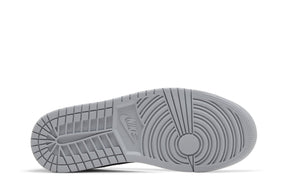Tênis Air Jordan 1 Mid Wolf Grey Midnight Navy Cinza