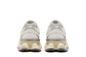 Tênis New Balance 9060 Sea Salt Branco