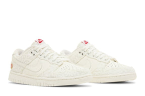 Tênis Nike Dunk Low Give Her Flowers Branco