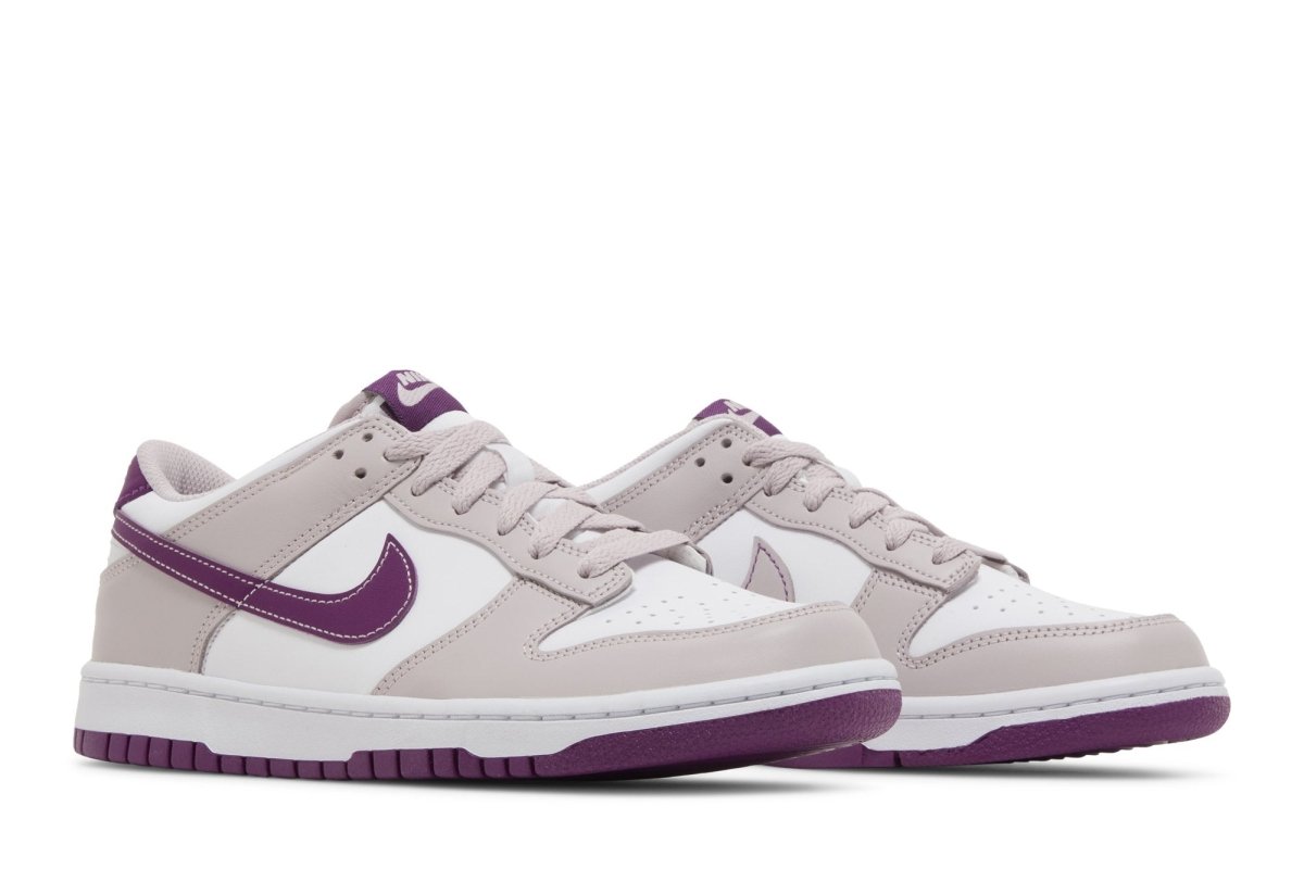 Tênis Nike Dunk Low Platinum Violet Branco