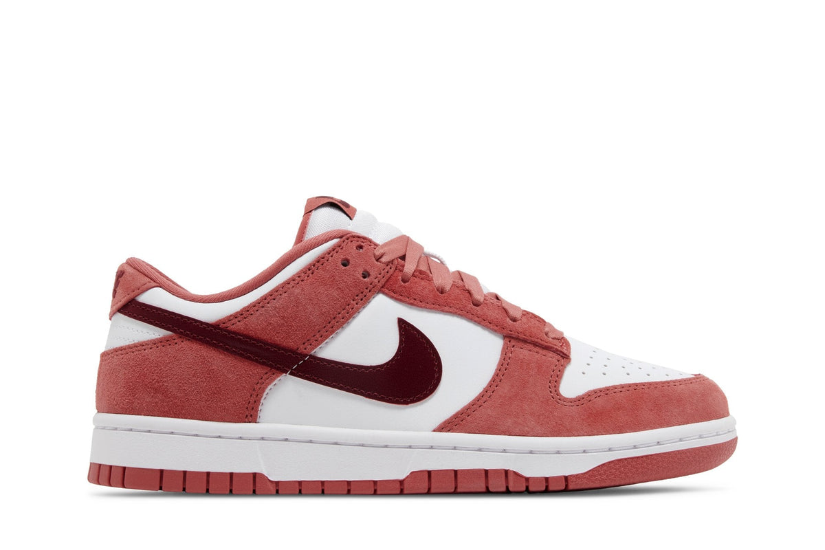 Tênis Nike Dunk Low Valentine's Day 2024 Rosa