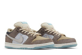 Tênis Nike SB Dunk Low Big Money Savings Marrom