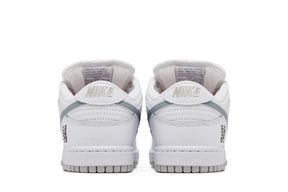 Tênis Nike SB Dunk Low Supreme 94 White Metallic Silver Branco